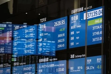 Nikkei Futures Surge as AI‑Driven Japanese Stocks Break 56,000